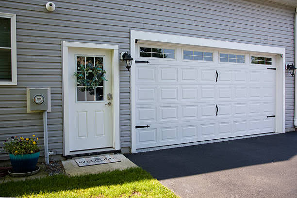 24/7 Emergency Garage Door Panel Replacement experts in Buffalo County County, WI